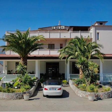 Hotel Vallisdea Sala Consilina Eksteriør billede