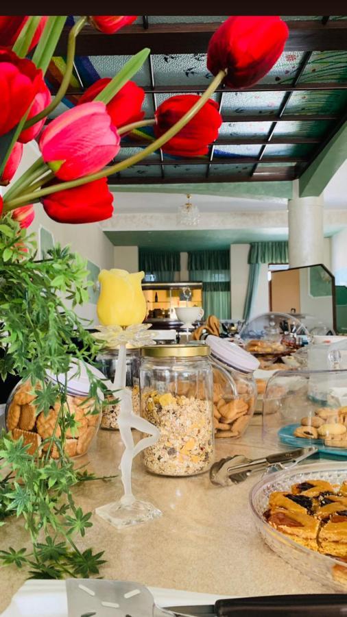 Hotel Vallisdea Sala Consilina Eksteriør billede