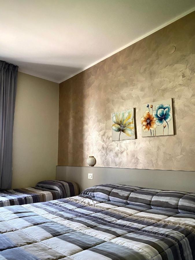 Hotel Vallisdea Sala Consilina Eksteriør billede