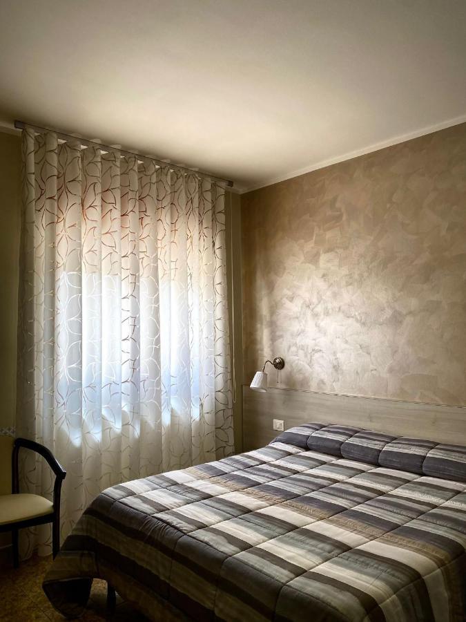 Hotel Vallisdea Sala Consilina Eksteriør billede
