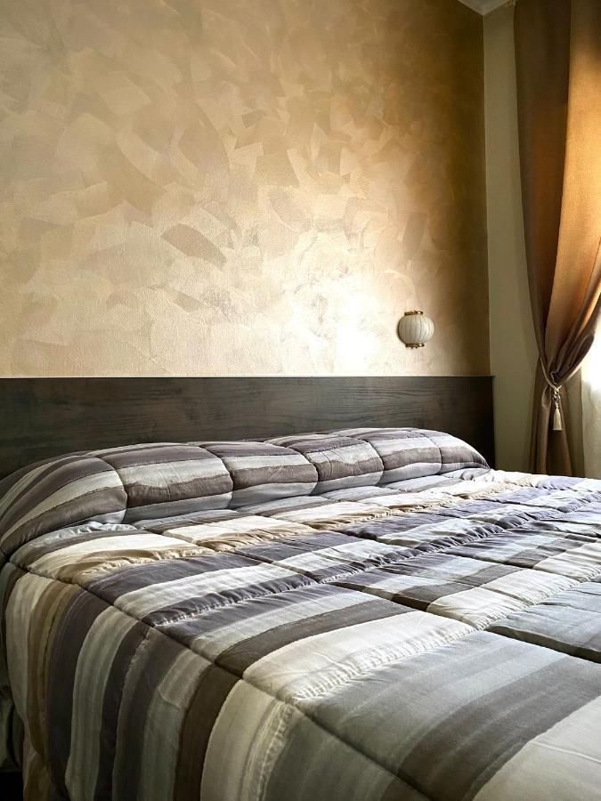 Hotel Vallisdea Sala Consilina Eksteriør billede